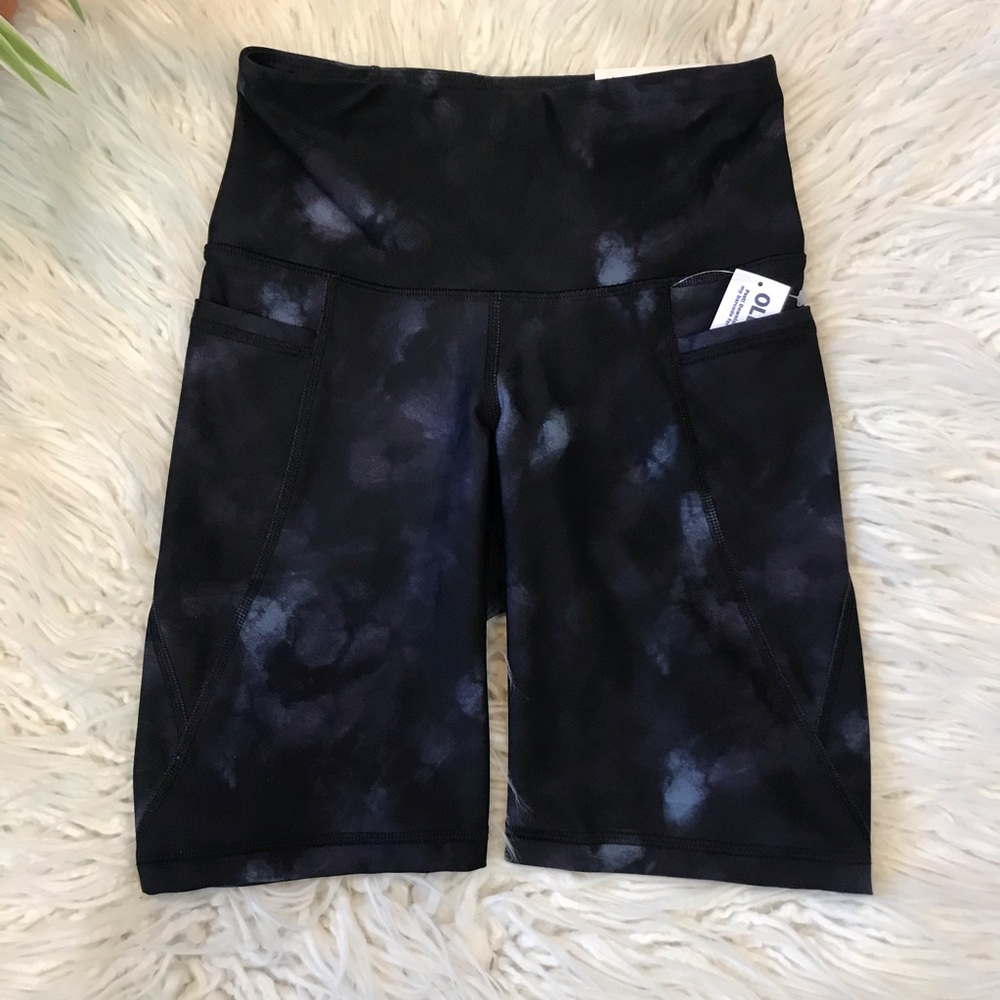 Hight waisted PowerSoft Side Pocket Biker Short 8” Inseam
